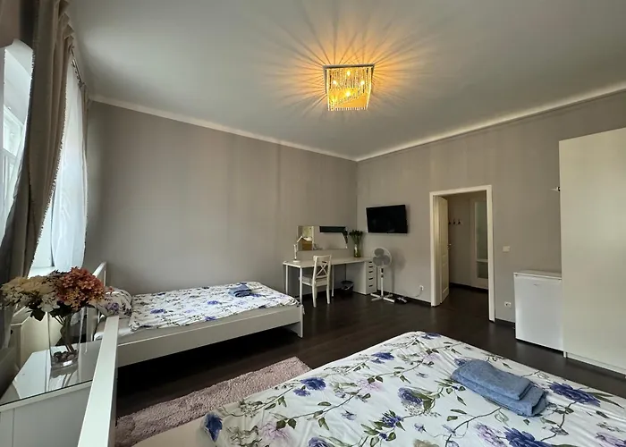 Apartments Oschatz شقة *